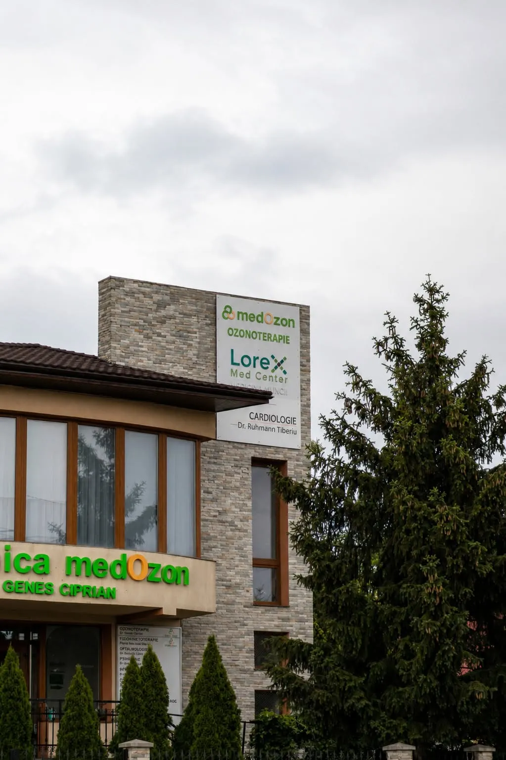 Galerie Clinica de Medicina Muncii Lorex Med Center
